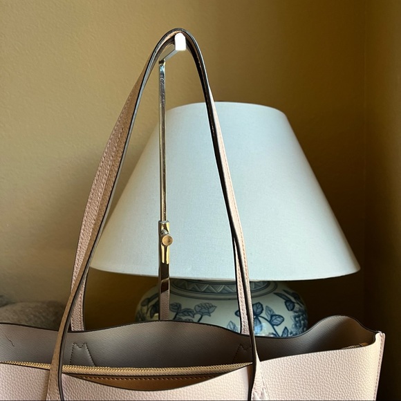 Tory Burch Perry Pink Tri Compartment Large Tote! Used Once! Retail $448 - Picture 5 of 16